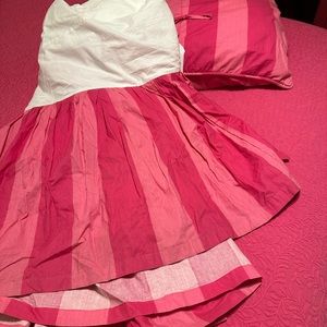 Queen bed skirt and one standard sham